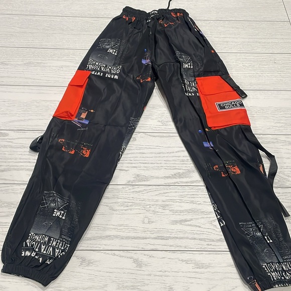 Cargo - Picture 4 of 5